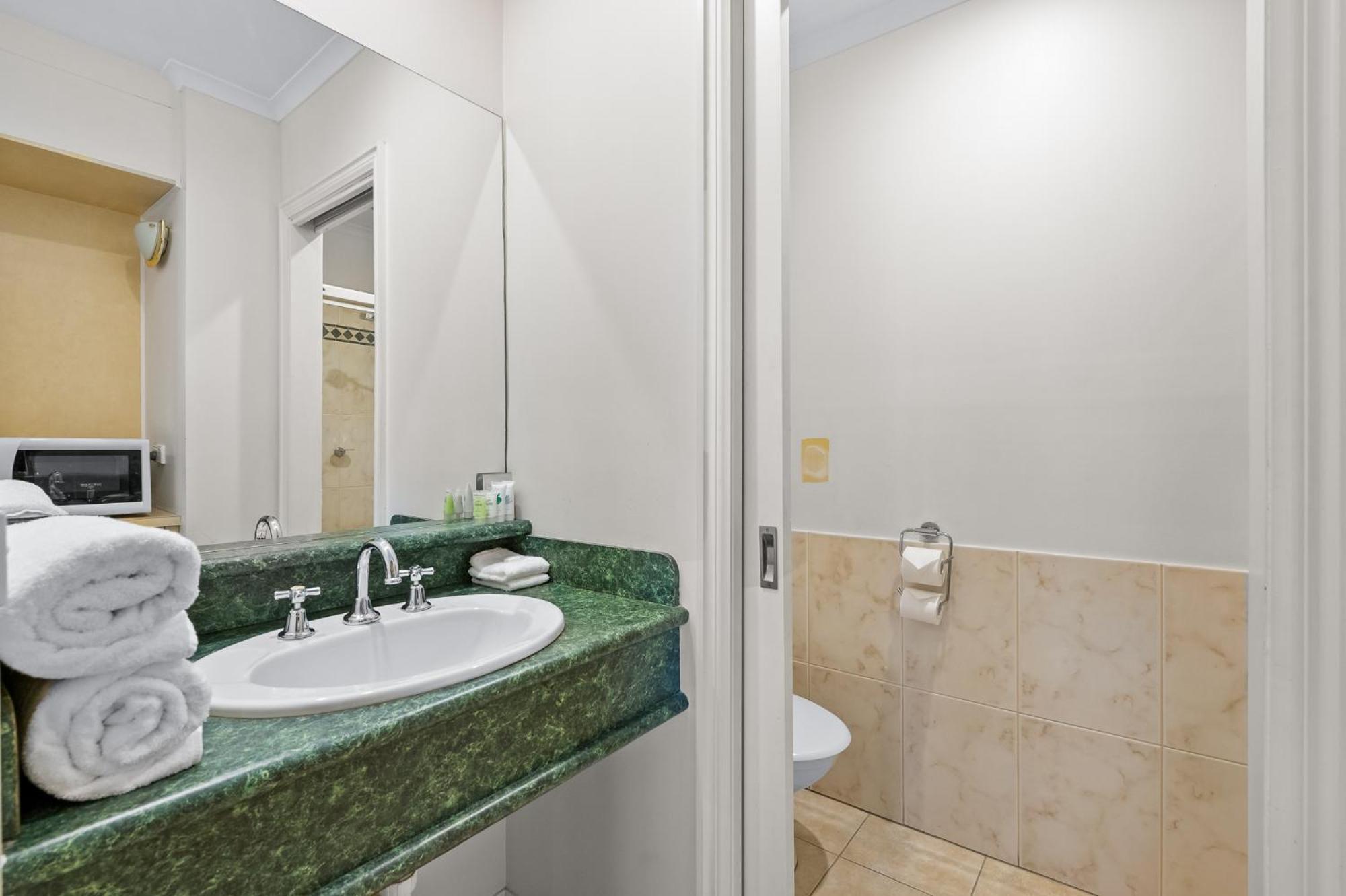 Rowville International Hotel Esterno foto
