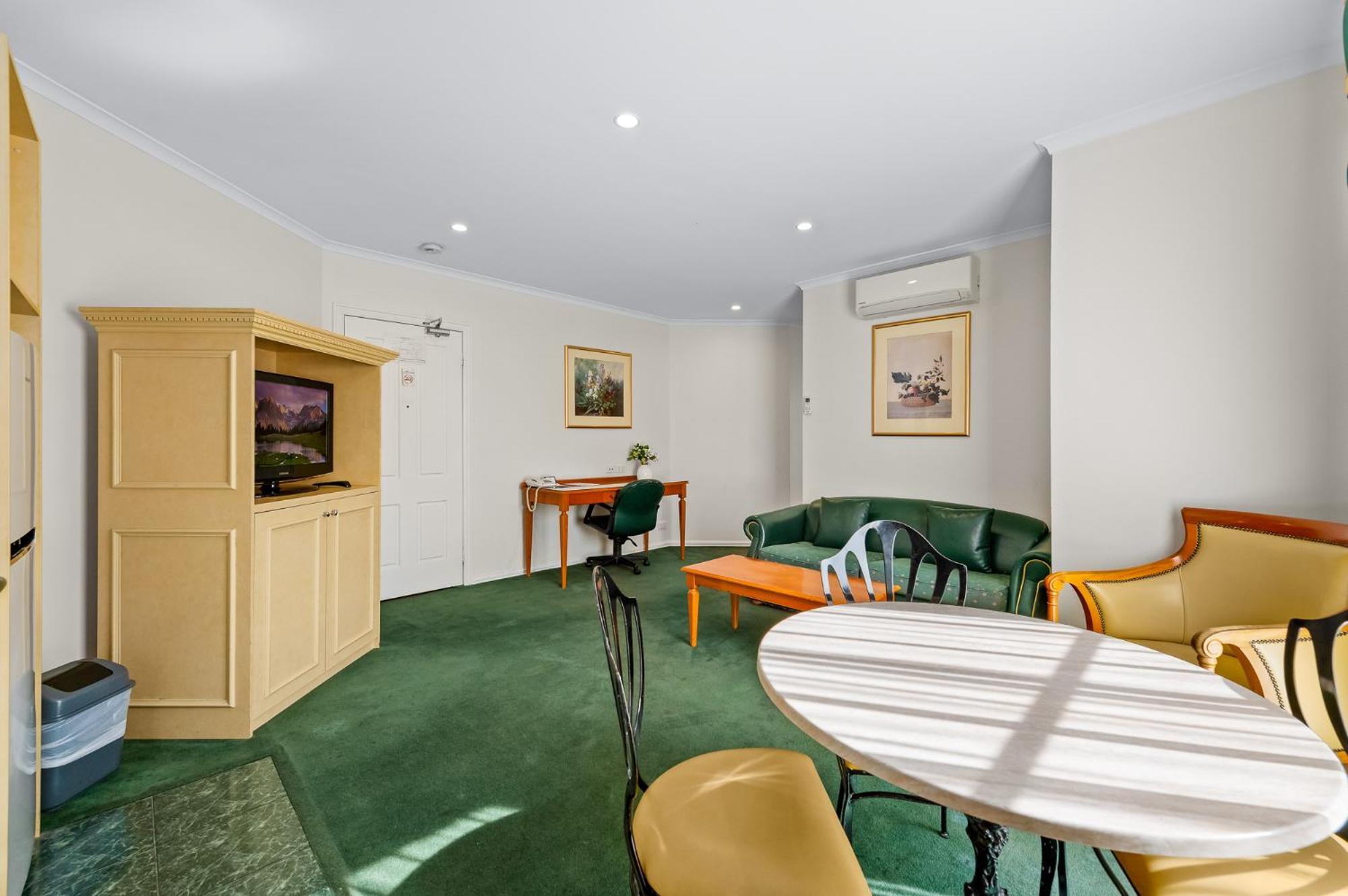 Rowville International Hotel Esterno foto