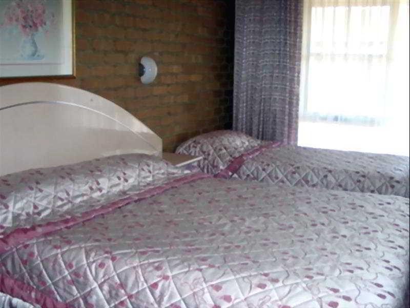 Rowville International Hotel Esterno foto