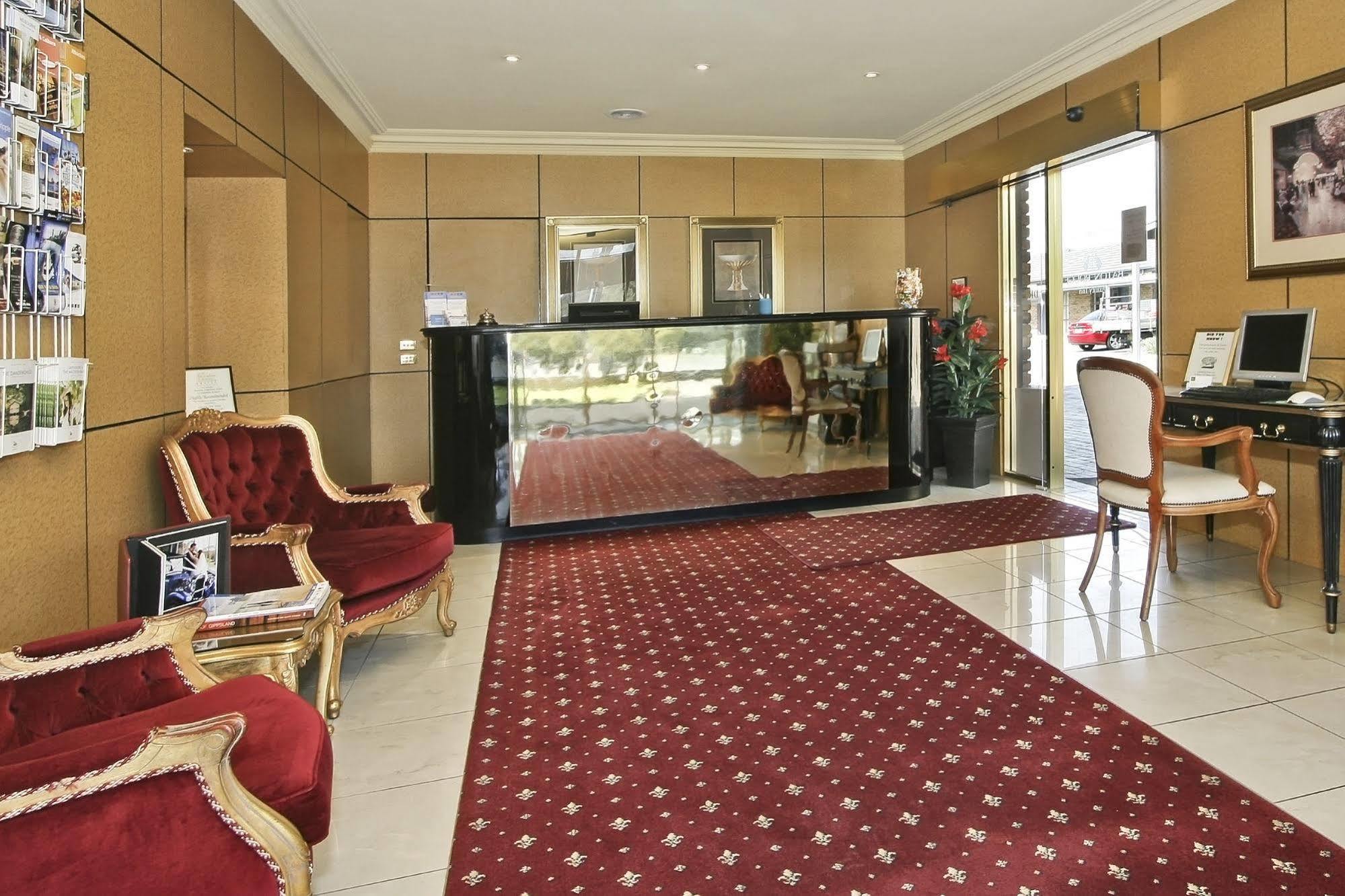 Rowville International Hotel Esterno foto