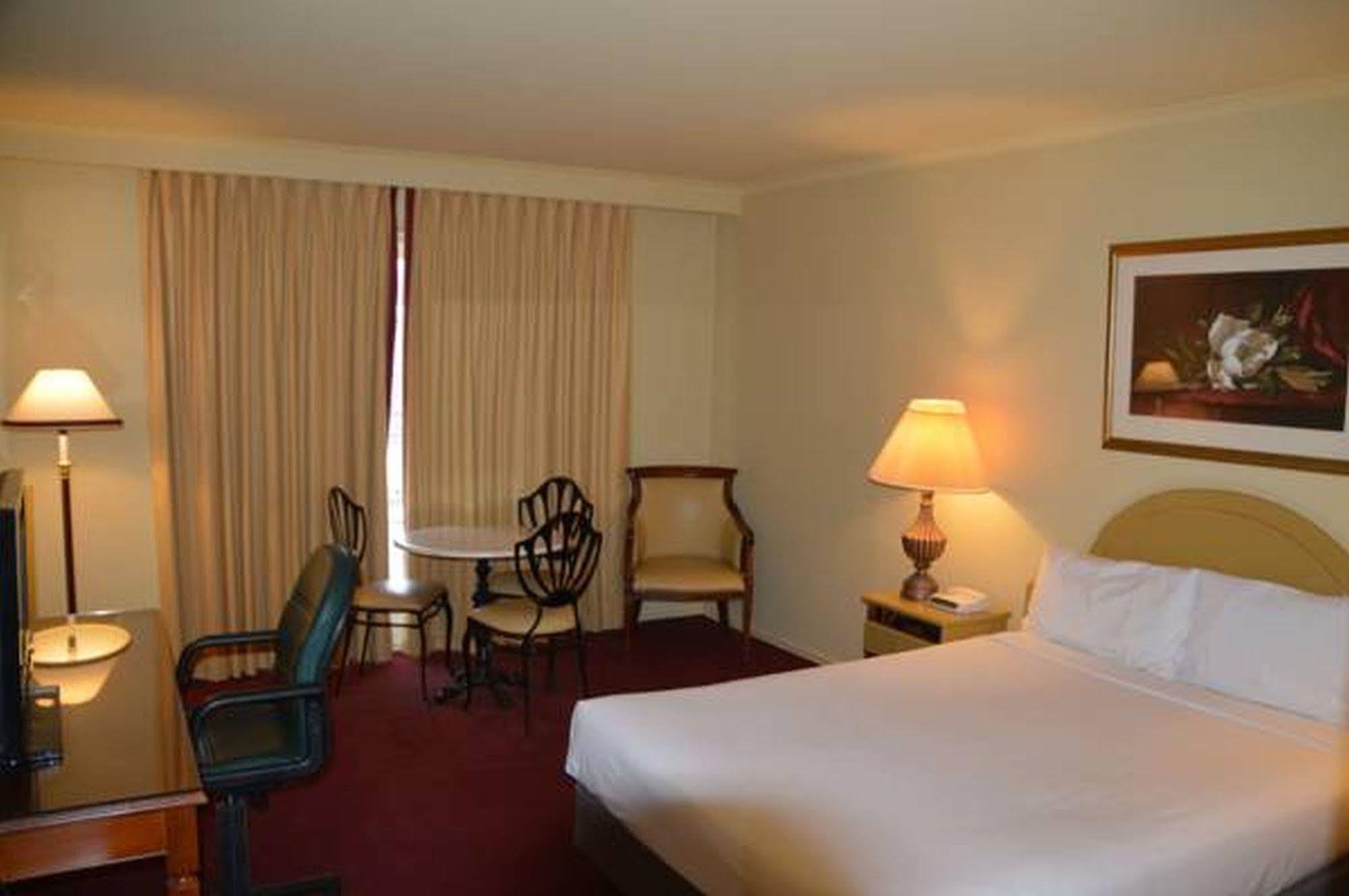 Rowville International Hotel Esterno foto