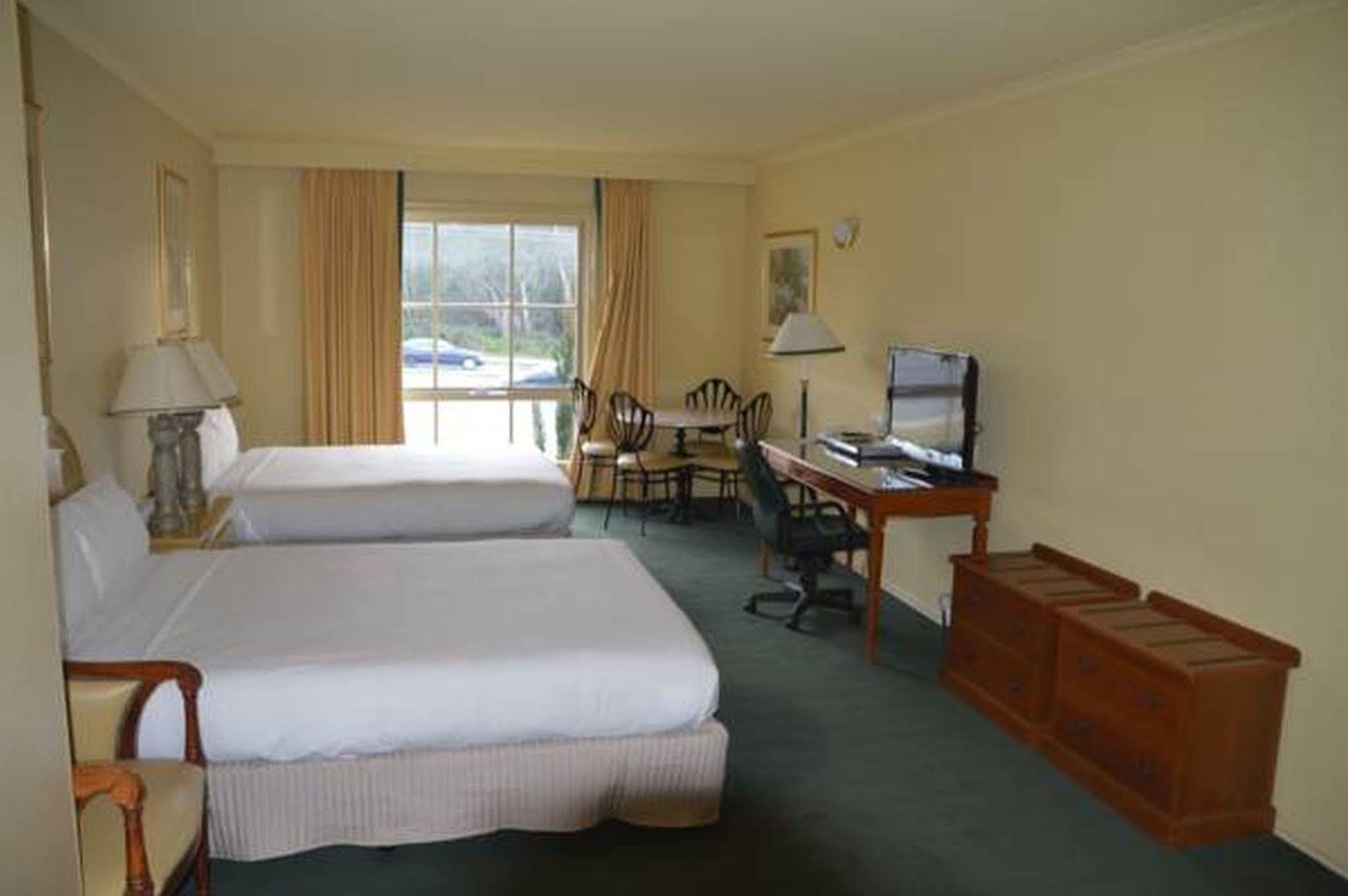Rowville International Hotel Esterno foto